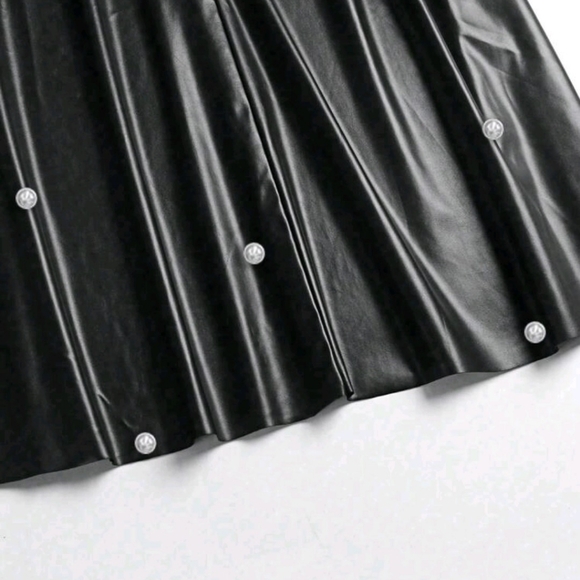 Brand new faux leather pearl midi skirt - Picture 5 of 8